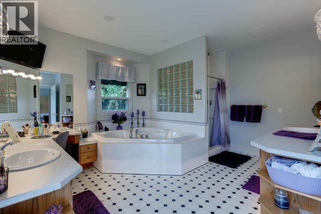 1061 Avondale Place, West Kelowna, British Columbia  V1Z 3J9 - Photo 43 - 10360890