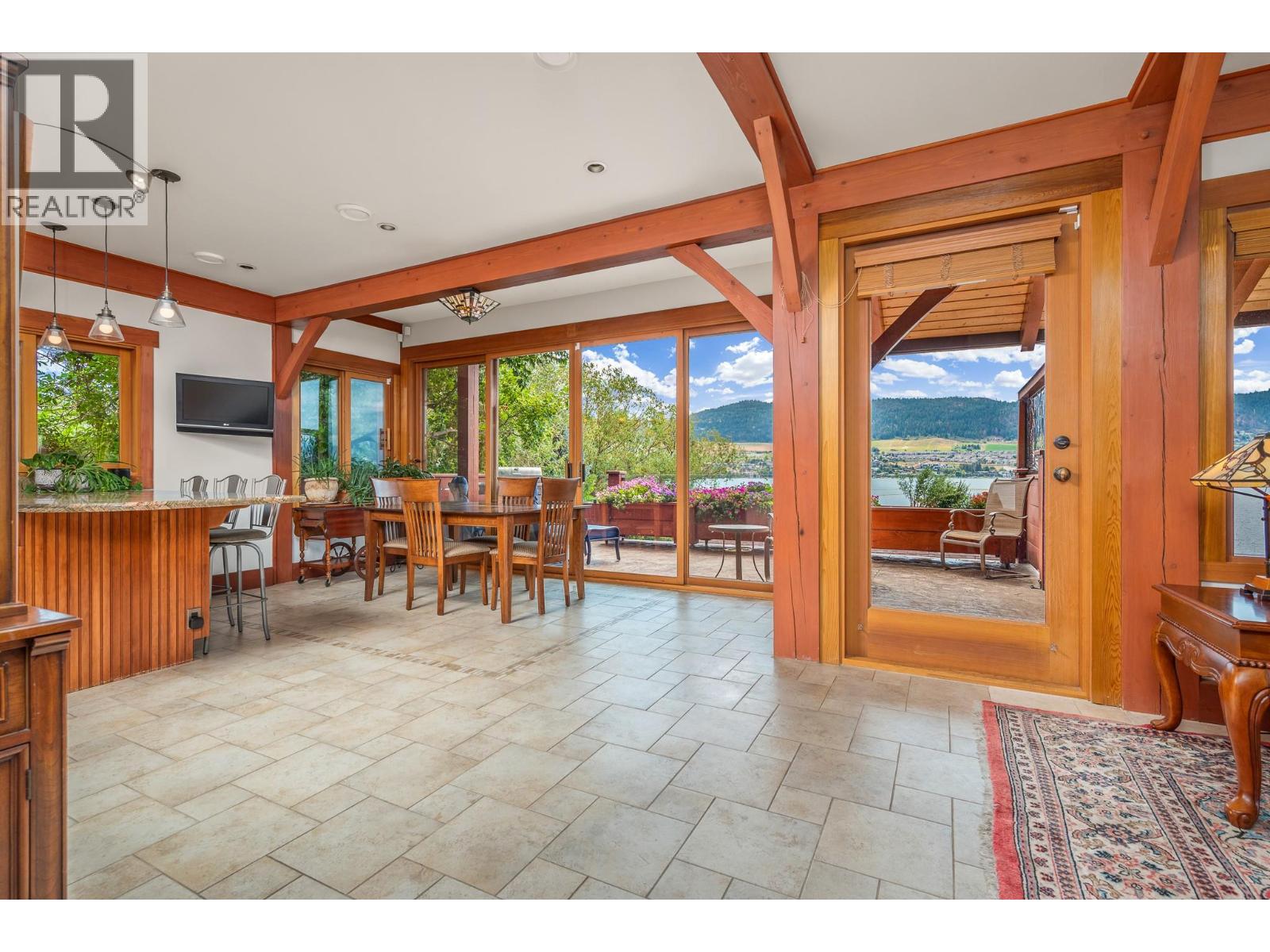 7302 Old Stamp Mill Road, Vernon, British Columbia  V1H 1N2 - Photo 12 - 10359418