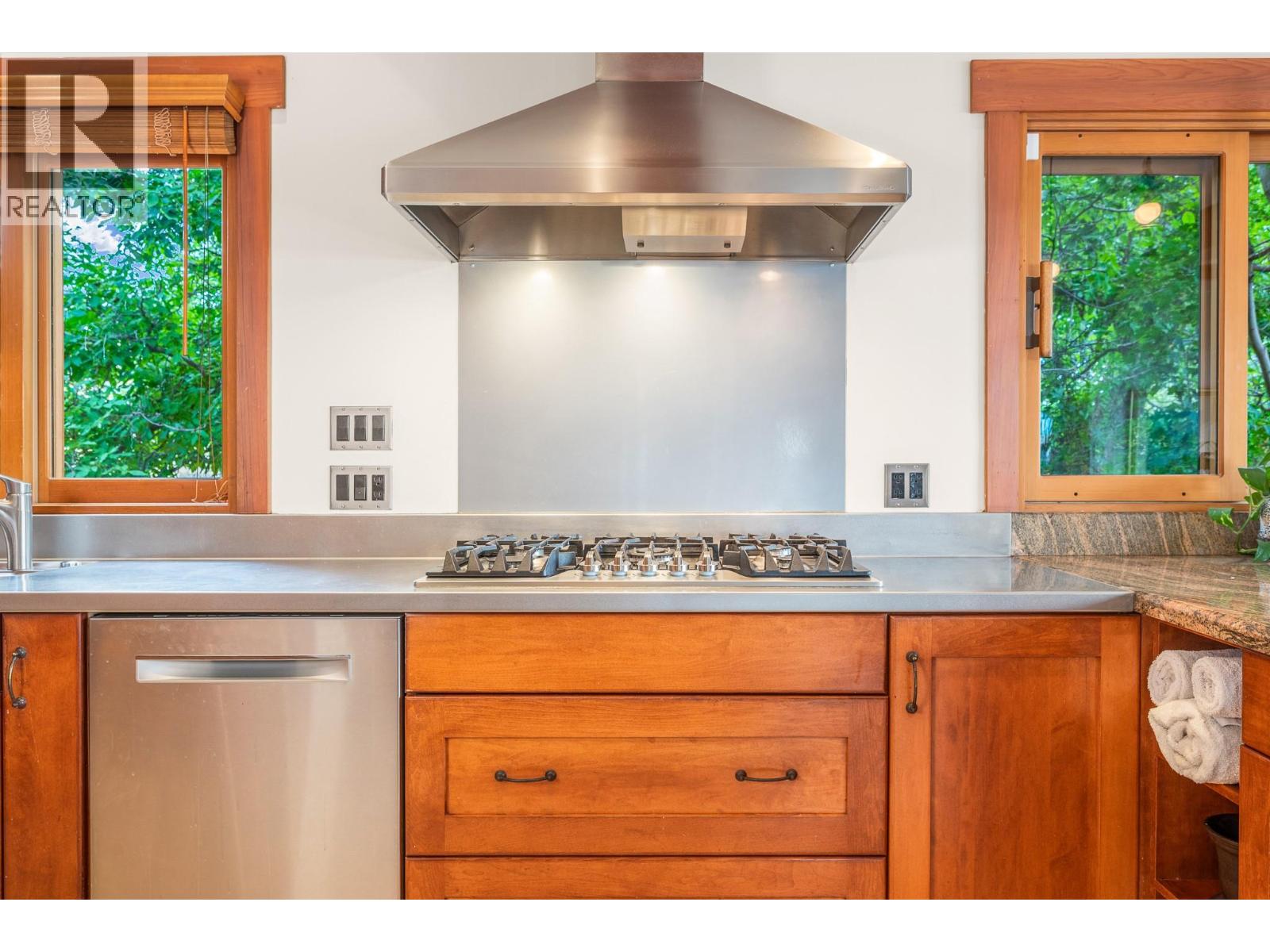 7302 Old Stamp Mill Road, Vernon, British Columbia  V1H 1N2 - Photo 23 - 10359418