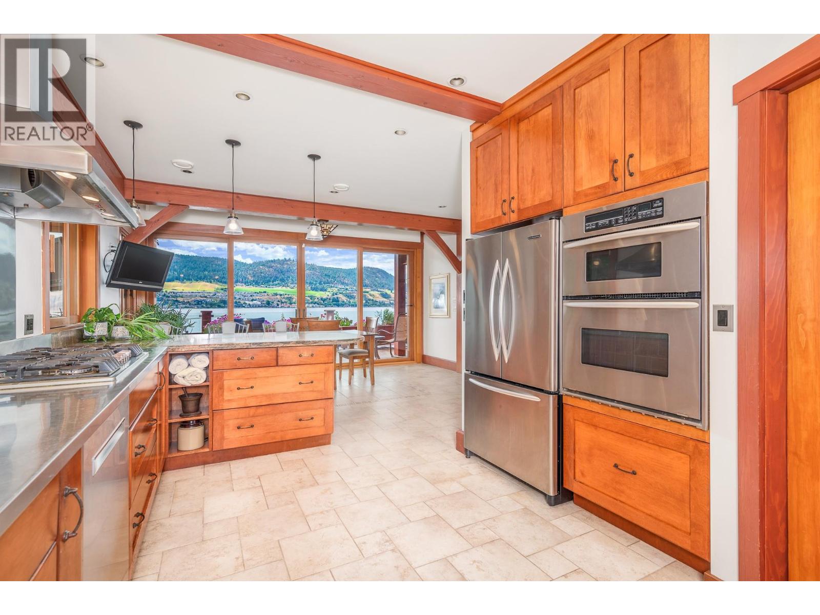 7302 Old Stamp Mill Road, Vernon, British Columbia  V1H 1N2 - Photo 26 - 10359418