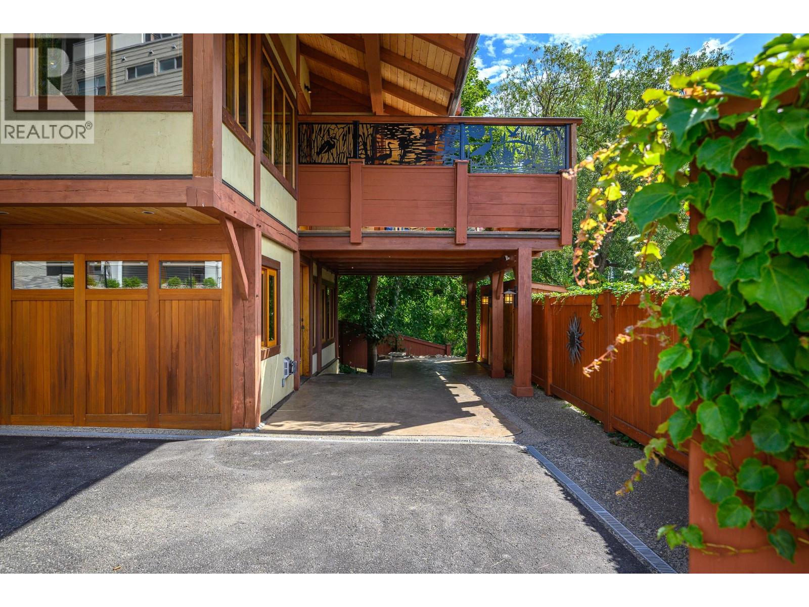 7302 Old Stamp Mill Road, Vernon, British Columbia  V1H 1N2 - Photo 6 - 10359418