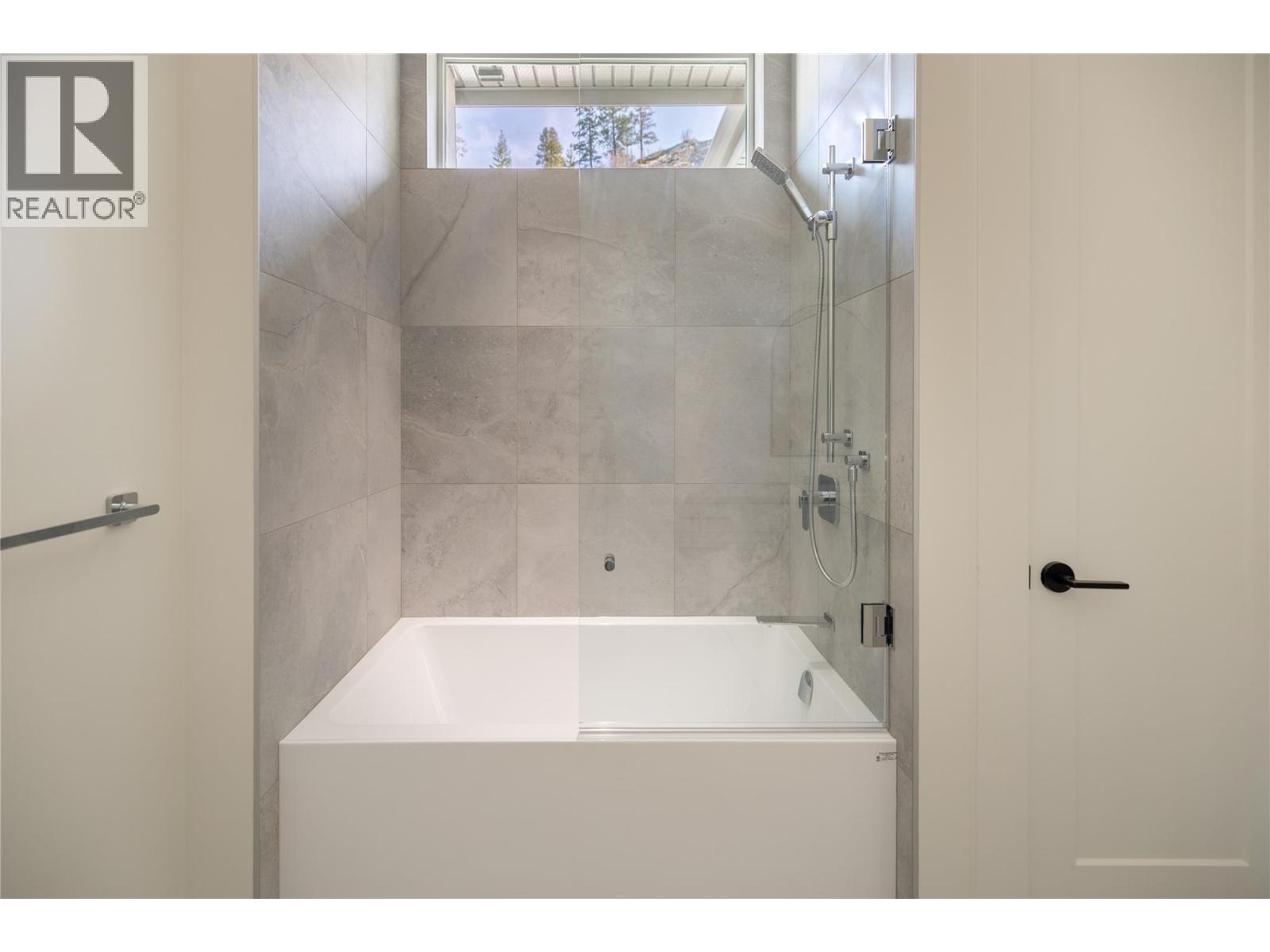 5650 The Edge Place Unit# 110, Kelowna, British Columbia  V1W 5M4 - Photo 29 - 10361153