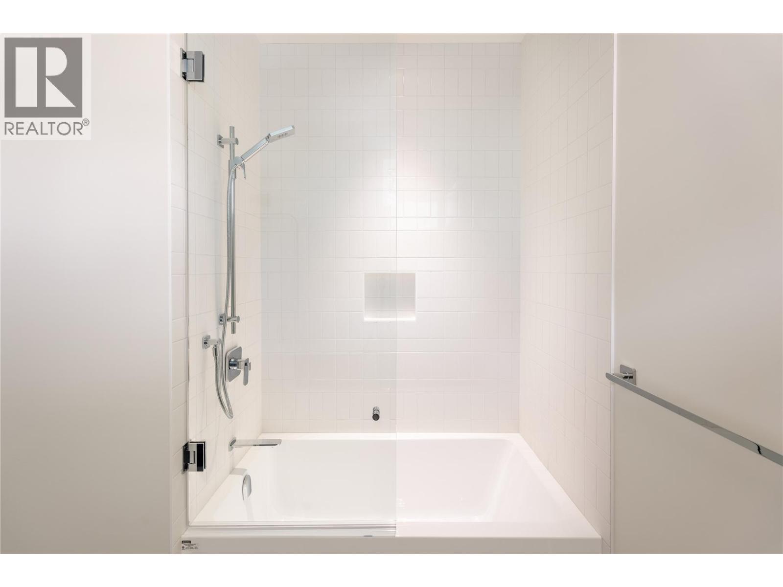 5650 The Edge Place Unit# 110, Kelowna, British Columbia  V1W 5M4 - Photo 46 - 10361153