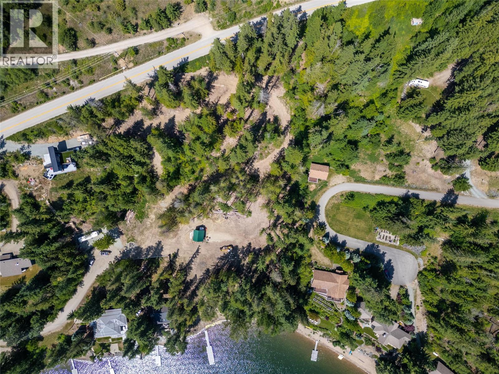 5826 Seymour Road, Celista, British Columbia  V0E 1M5 - Photo 2 - 10359525