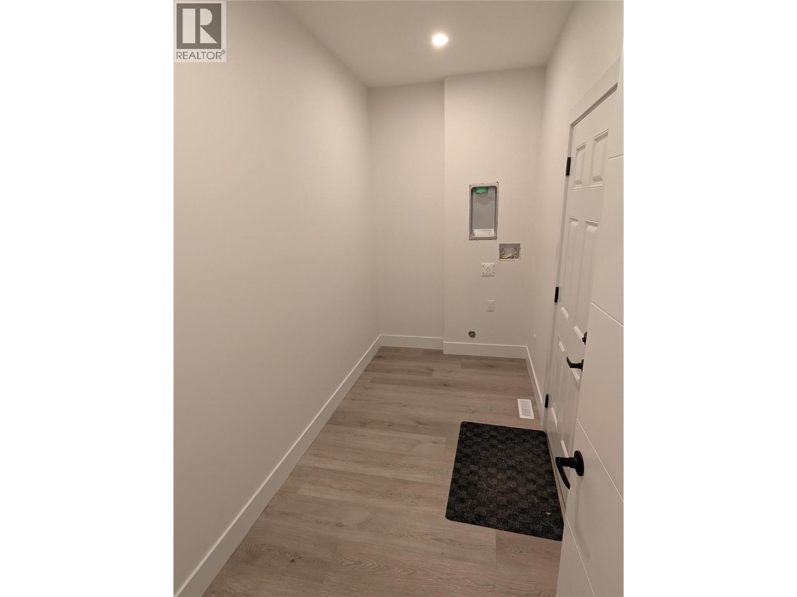 739 St Mary River Drive, Kimberley, British Columbia  V1A 3J3 - Photo 3 - 10361120