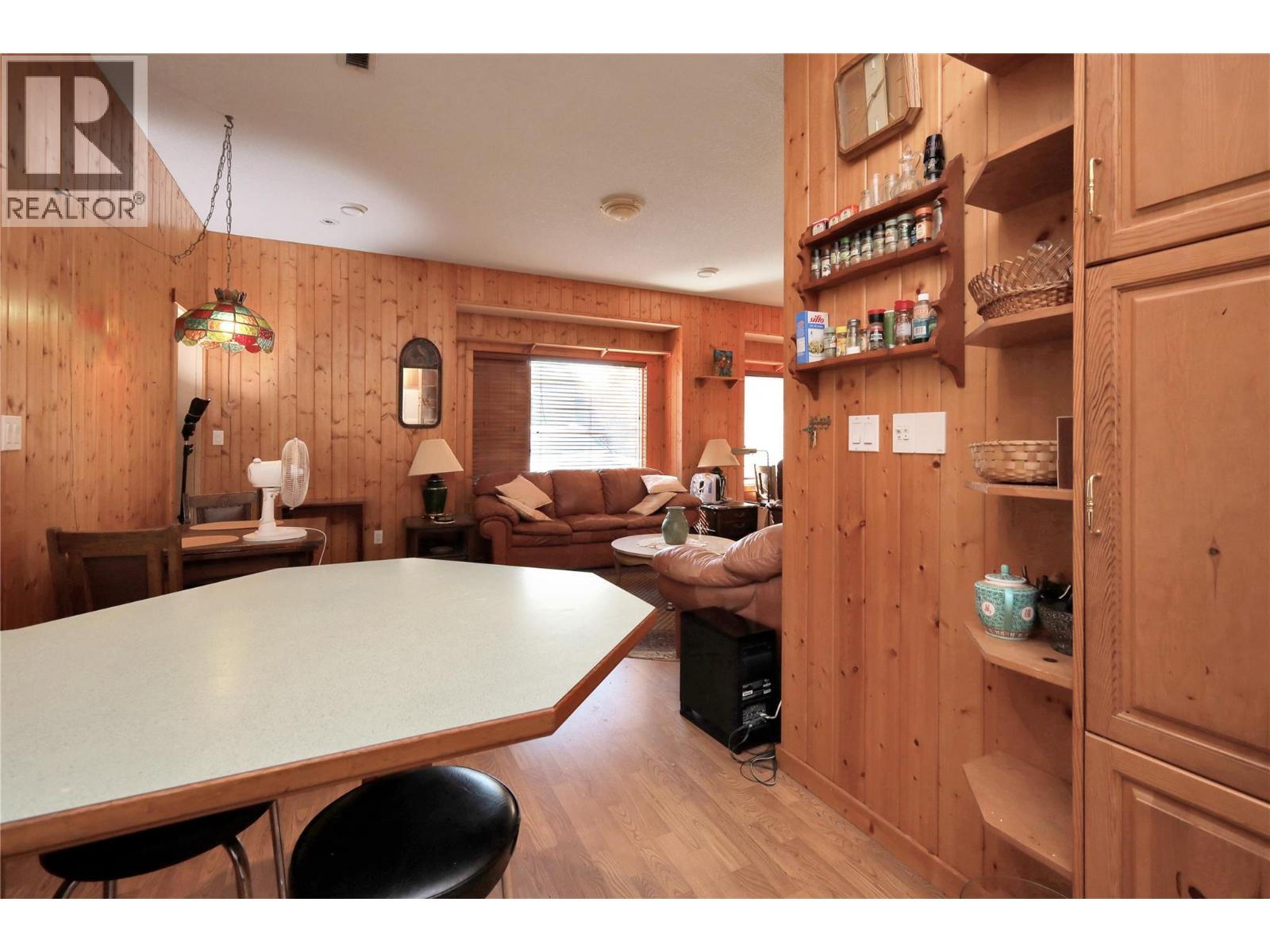 7560 Jackson Avenue, Radium Hot Springs, British Columbia  V0A 1M0 - Photo 40 - 10361139