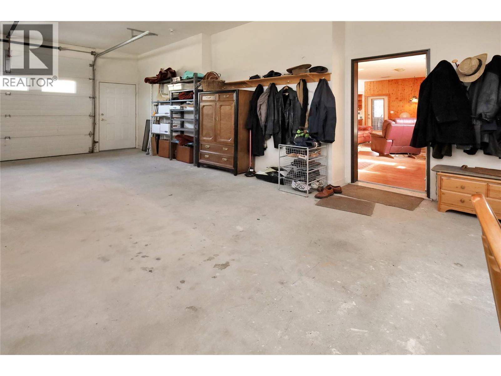 7560 Jackson Avenue, Radium Hot Springs, British Columbia  V0A 1M0 - Photo 50 - 10361139