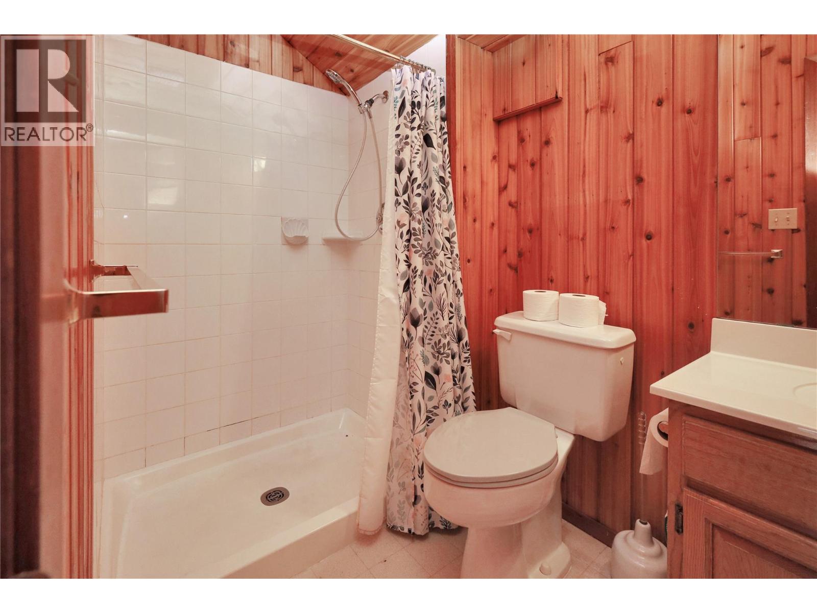 7560 Jackson Avenue, Radium Hot Springs, British Columbia  V0A 1M0 - Photo 56 - 10361139