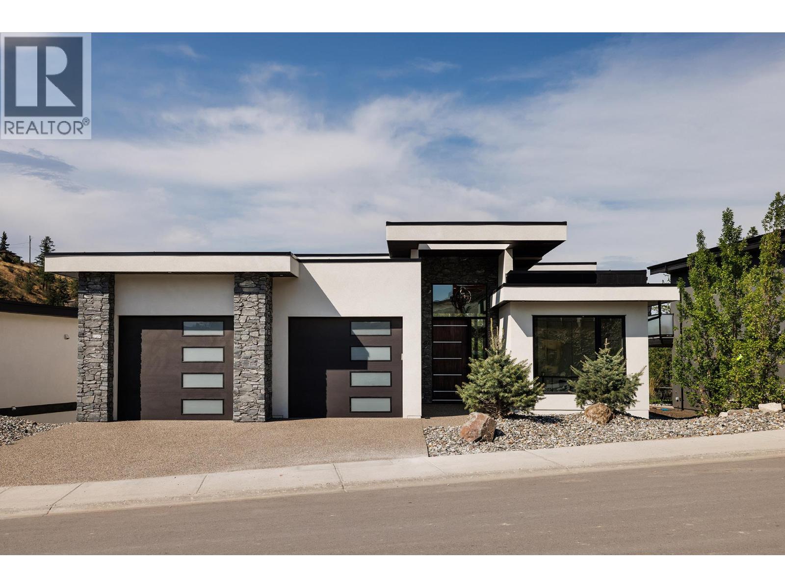 10274 Beacon Hill Drive, Lake Country, British Columbia  V4V 0A9 - Photo 1 - 10361230