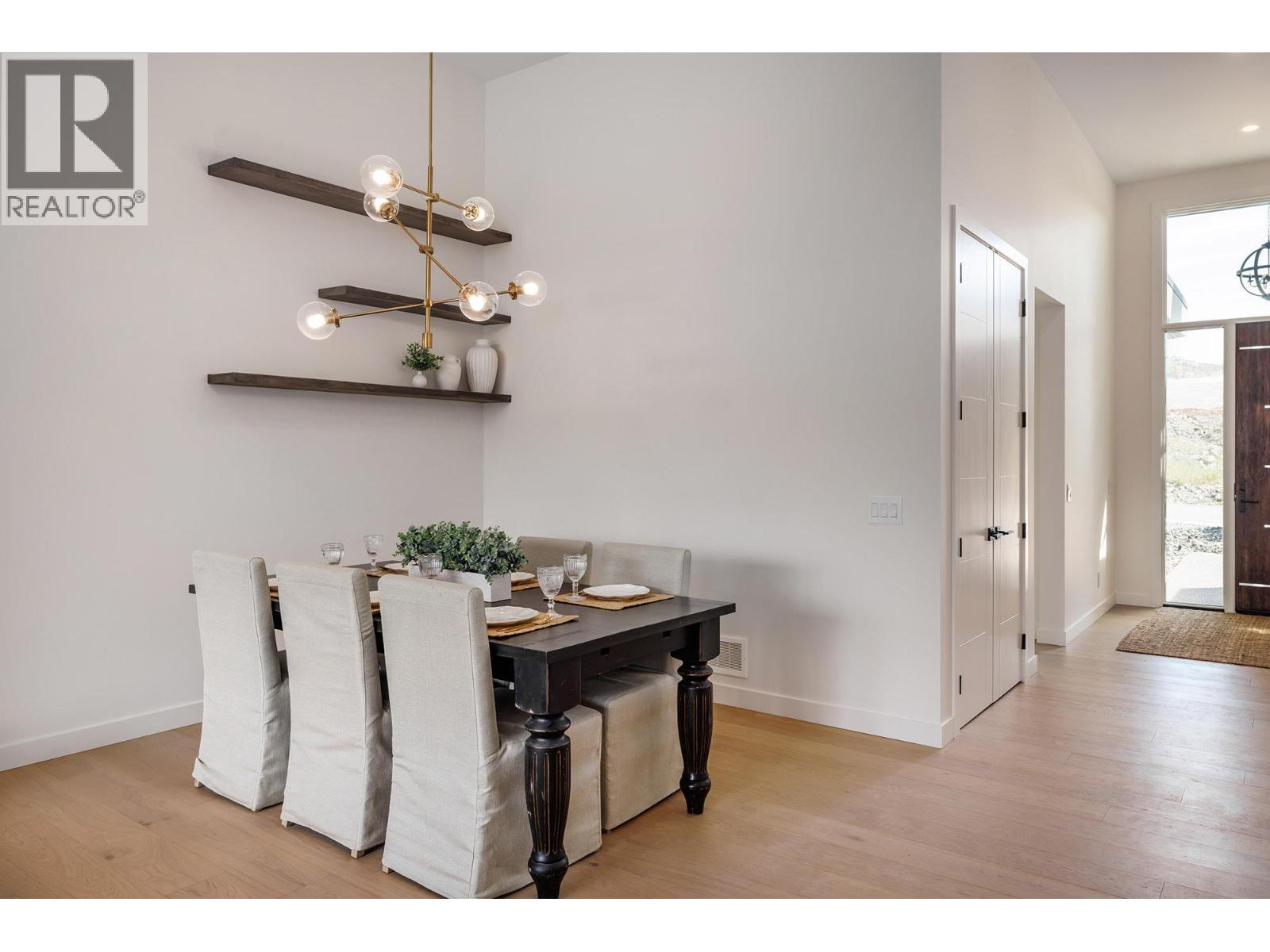 10274 Beacon Hill Drive, Lake Country, British Columbia  V4V 0A9 - Photo 7 - 10361230