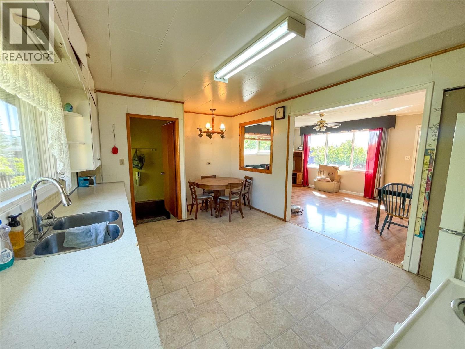 4810 48 Avenue, Pouce Coupe, British Columbia  V0C 2C0 - Photo 7 - 10361362