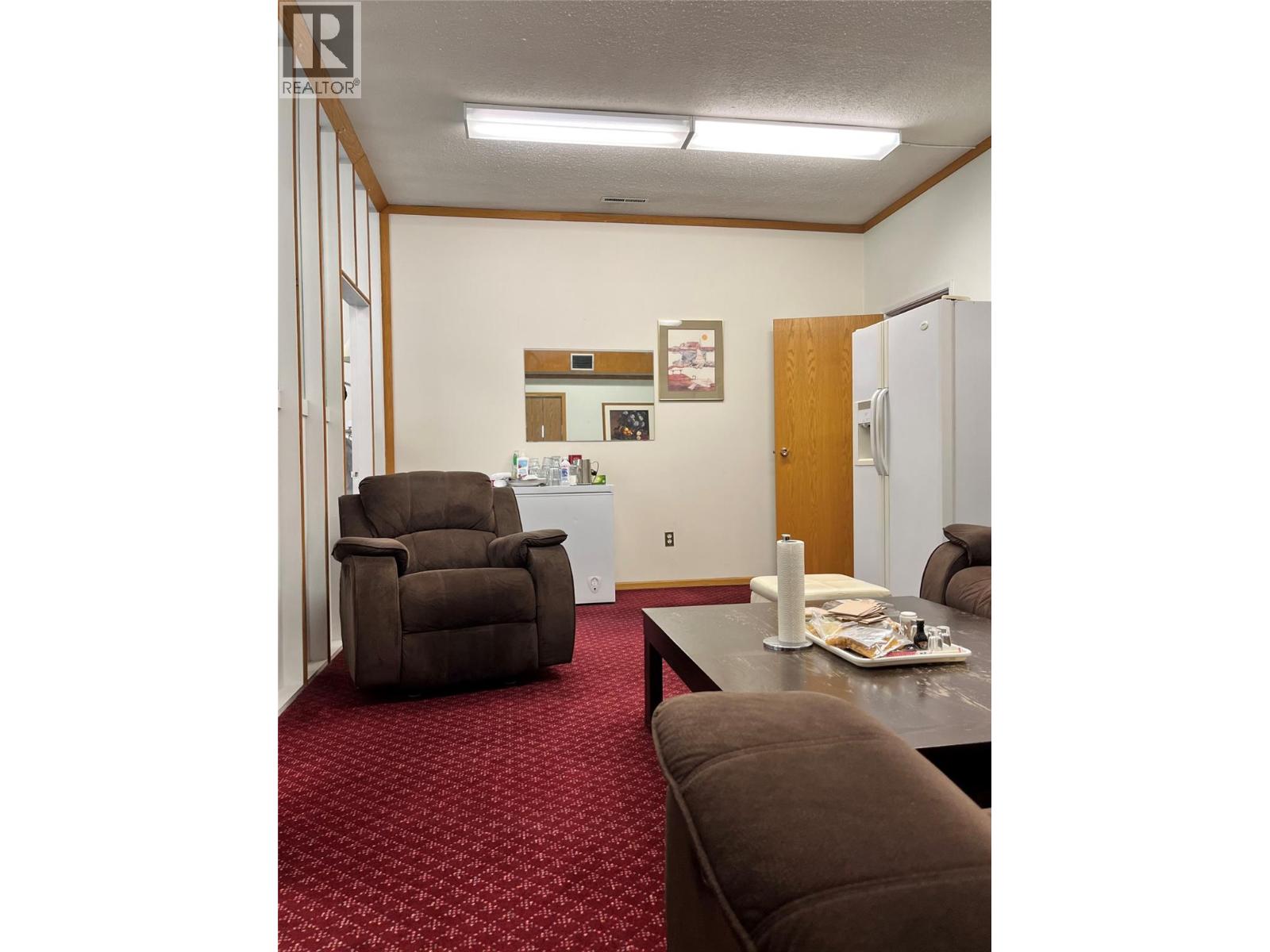 3315 30 Avenue, Vernon, British Columbia  V1T 2C9 - Photo 7 - 10361275