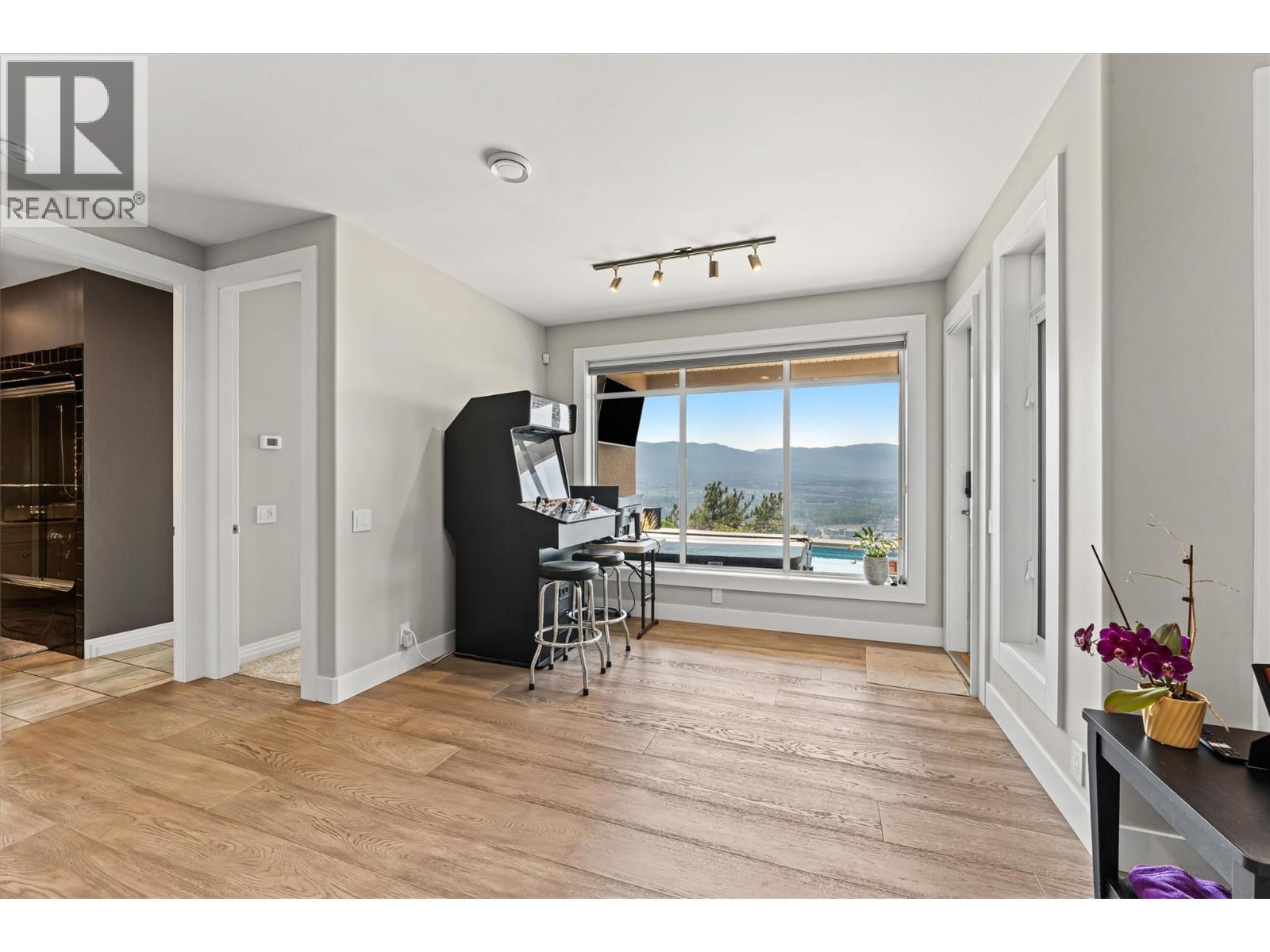 994 Skeena Drive, Kelowna, British Columbia  V1V 2K7 - Photo 53 - 10361373