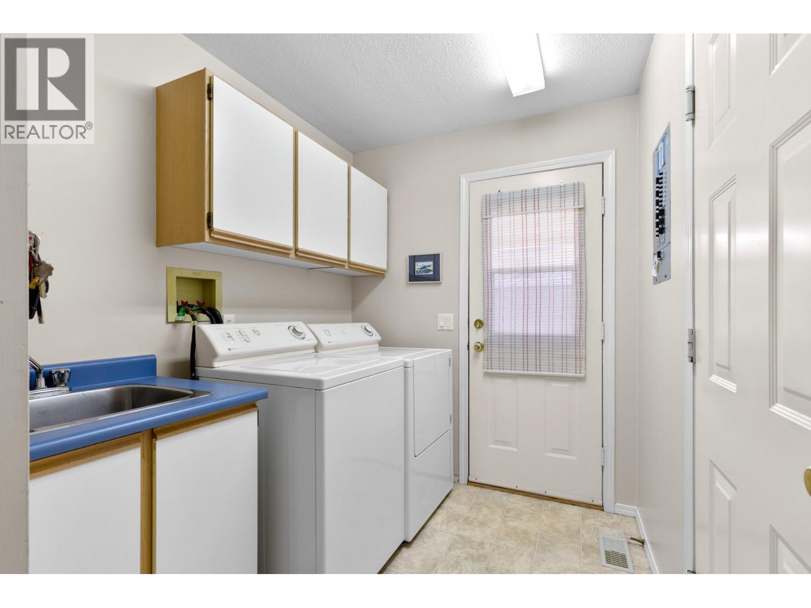 390 Mctavish Crescent, Kelowna, British Columbia  V1V 1P1 - Photo 21 - 10361425