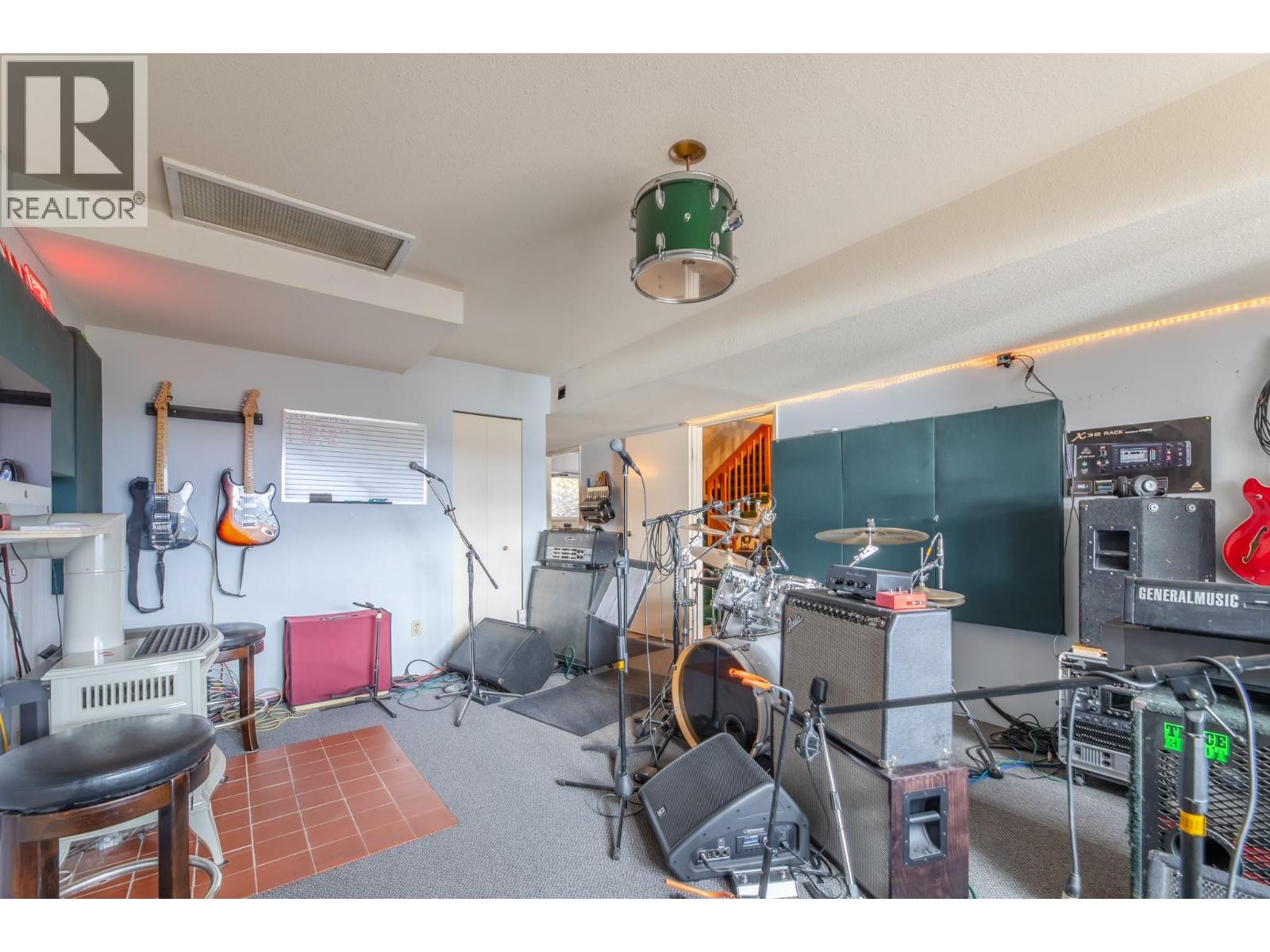 223 Sunnybrook Drive, Okanagan Falls, British Columbia  V0H 1R3 - Photo 31 - 10361501