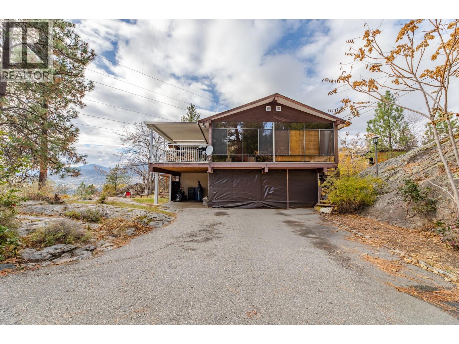 223 Sunnybrook Drive, Okanagan Falls, British Columbia  V0H 1R3 - Photo 33 - 10361501