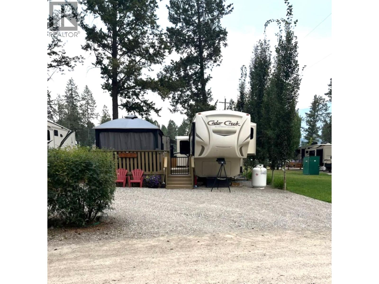 4868 Riverview Drive Unit# 139, Edgewater, British Columbia  V0E 1E0 - Photo 1 - 10361058