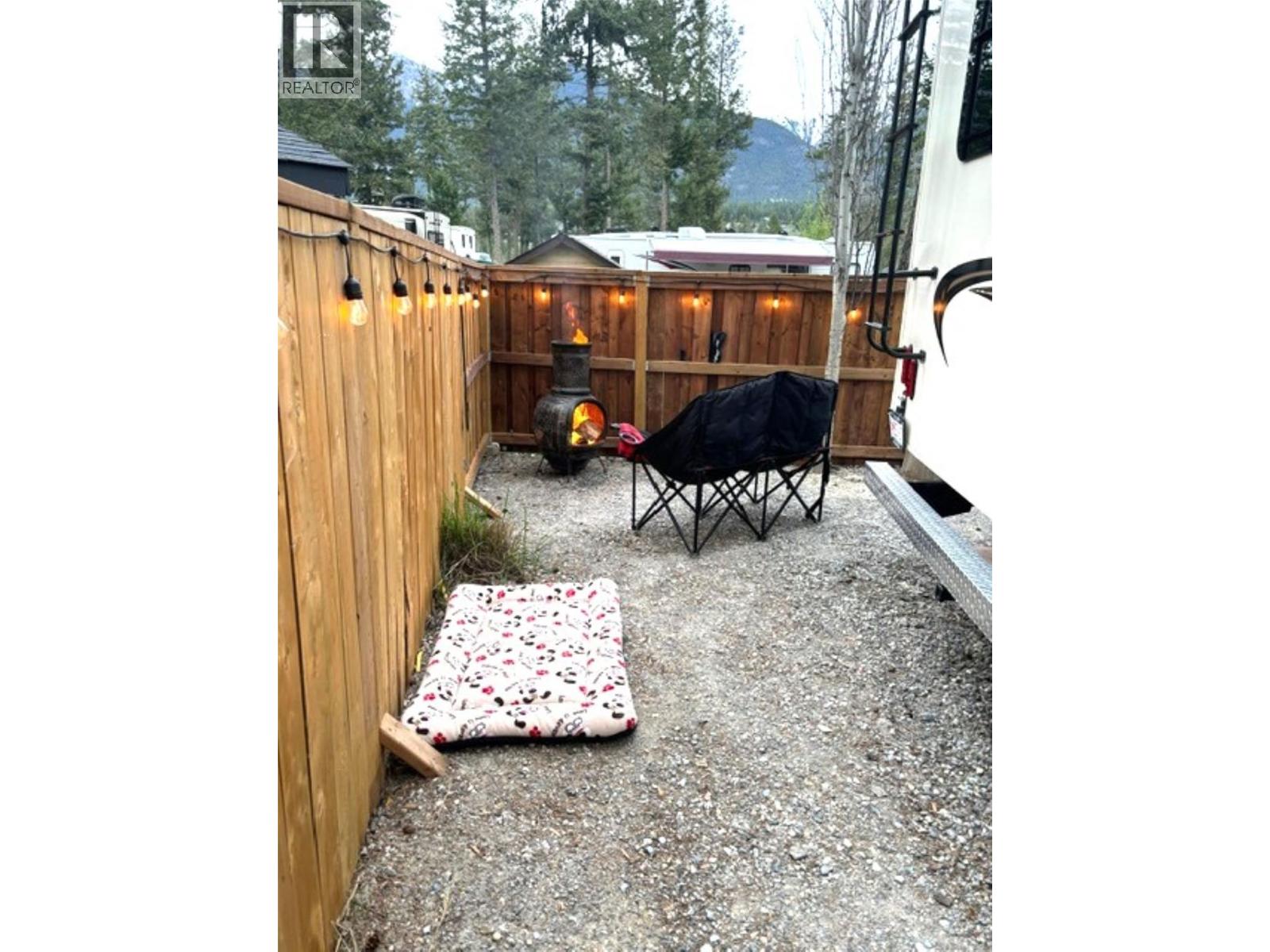 4868 Riverview Drive Unit# 139, Edgewater, British Columbia  V0E 1E0 - Photo 8 - 10361058