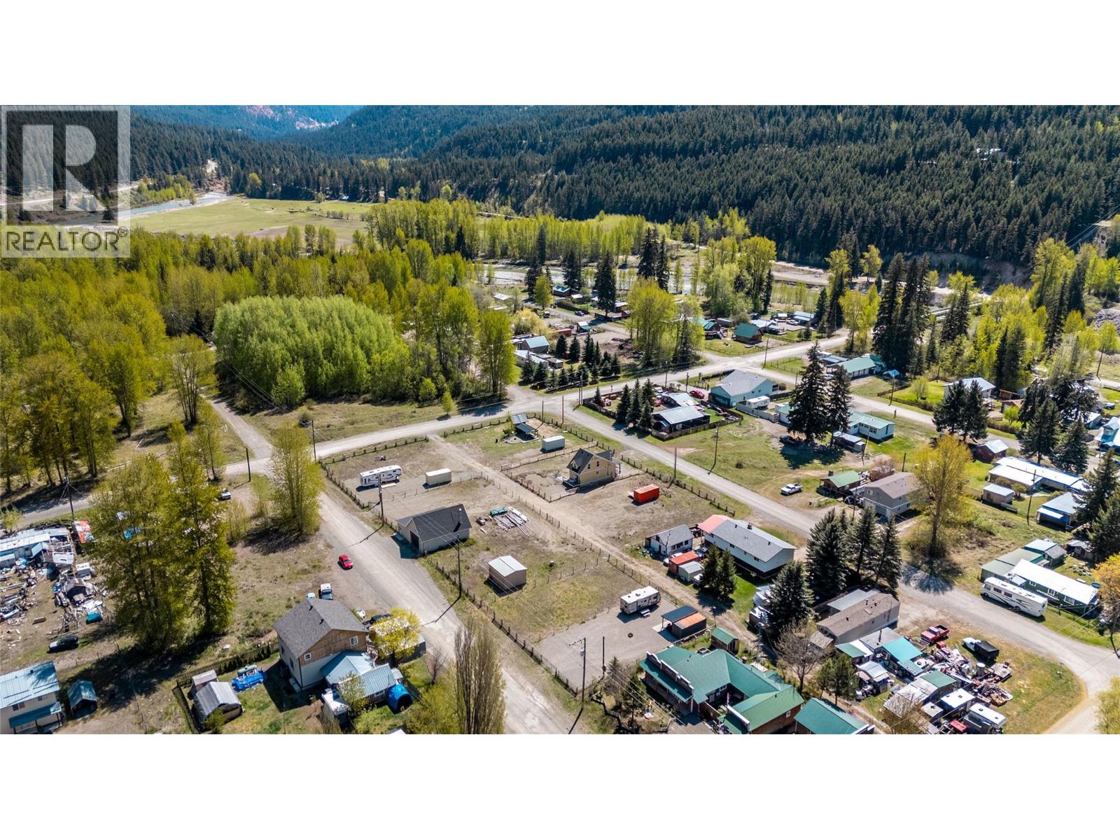 1837 Main Street, Coalmont-Tulameen, British Columbia  V0X 1W0 - Photo 12 - 10360743
