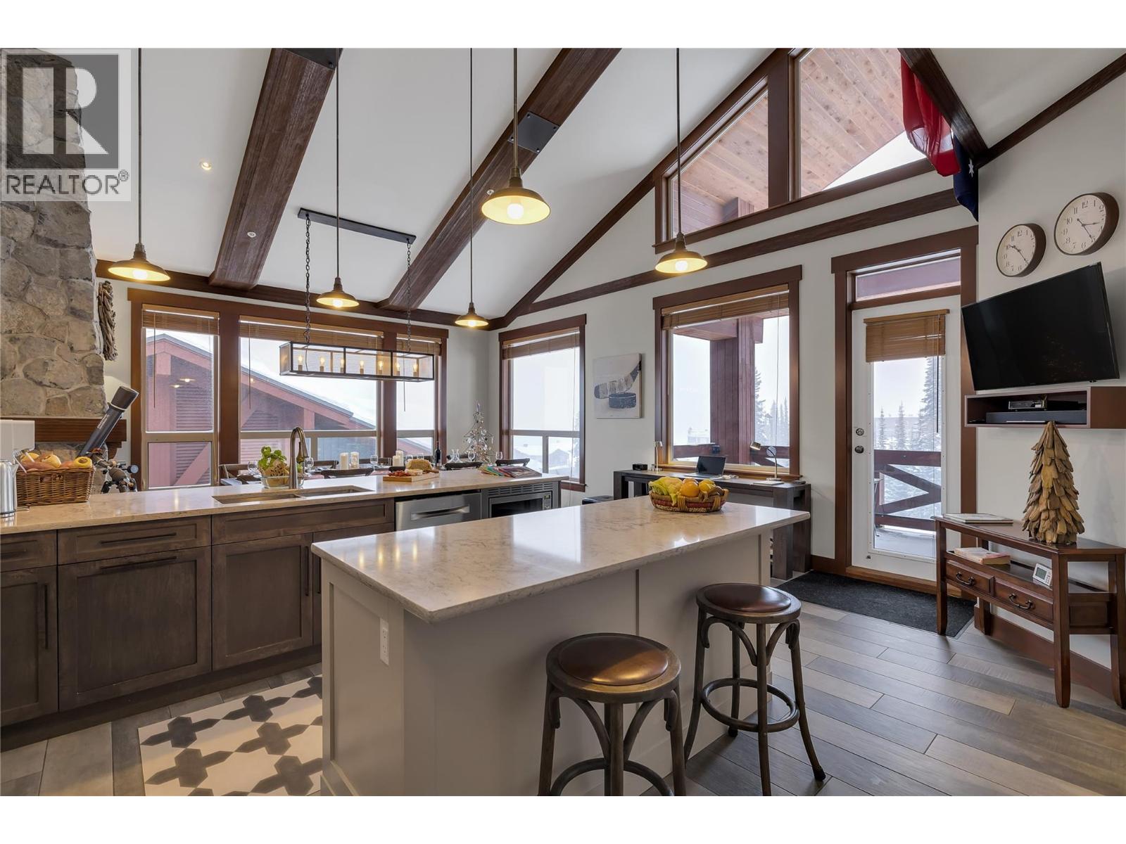 5257 Big White Road Unit# 403/404, Big White, British Columbia  V1P 1T4 - Photo 18 - 10361507