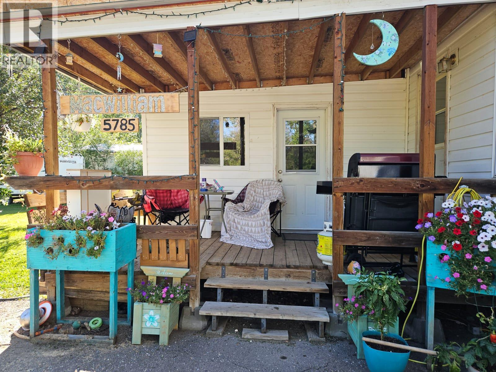 5785 Wabi Estates, Chetwynd, British Columbia  V0C 1J0 - Photo 31 - 10361623