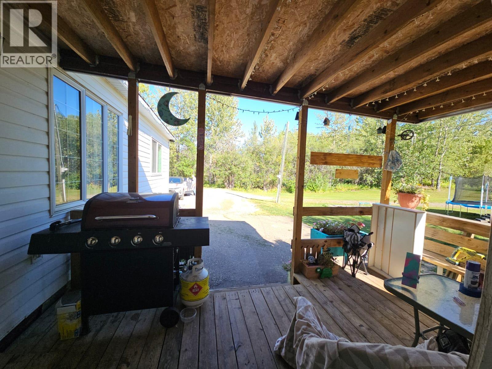 5785 Wabi Estates, Chetwynd, British Columbia  V0C 1J0 - Photo 32 - 10361623