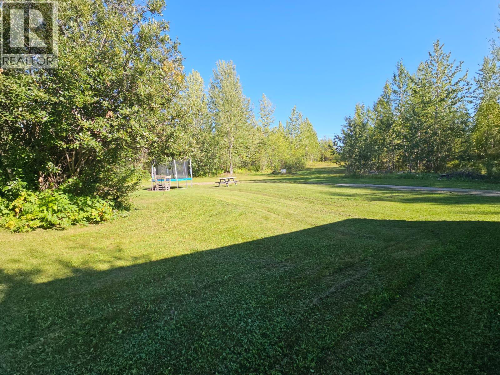5785 Wabi Estates, Chetwynd, British Columbia  V0C 1J0 - Photo 34 - 10361623