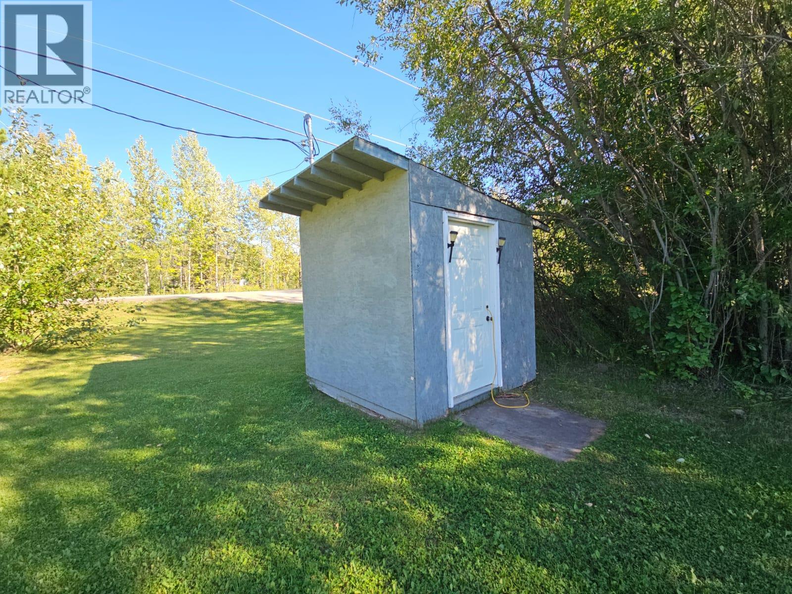 5785 Wabi Estates, Chetwynd, British Columbia  V0C 1J0 - Photo 45 - 10361623