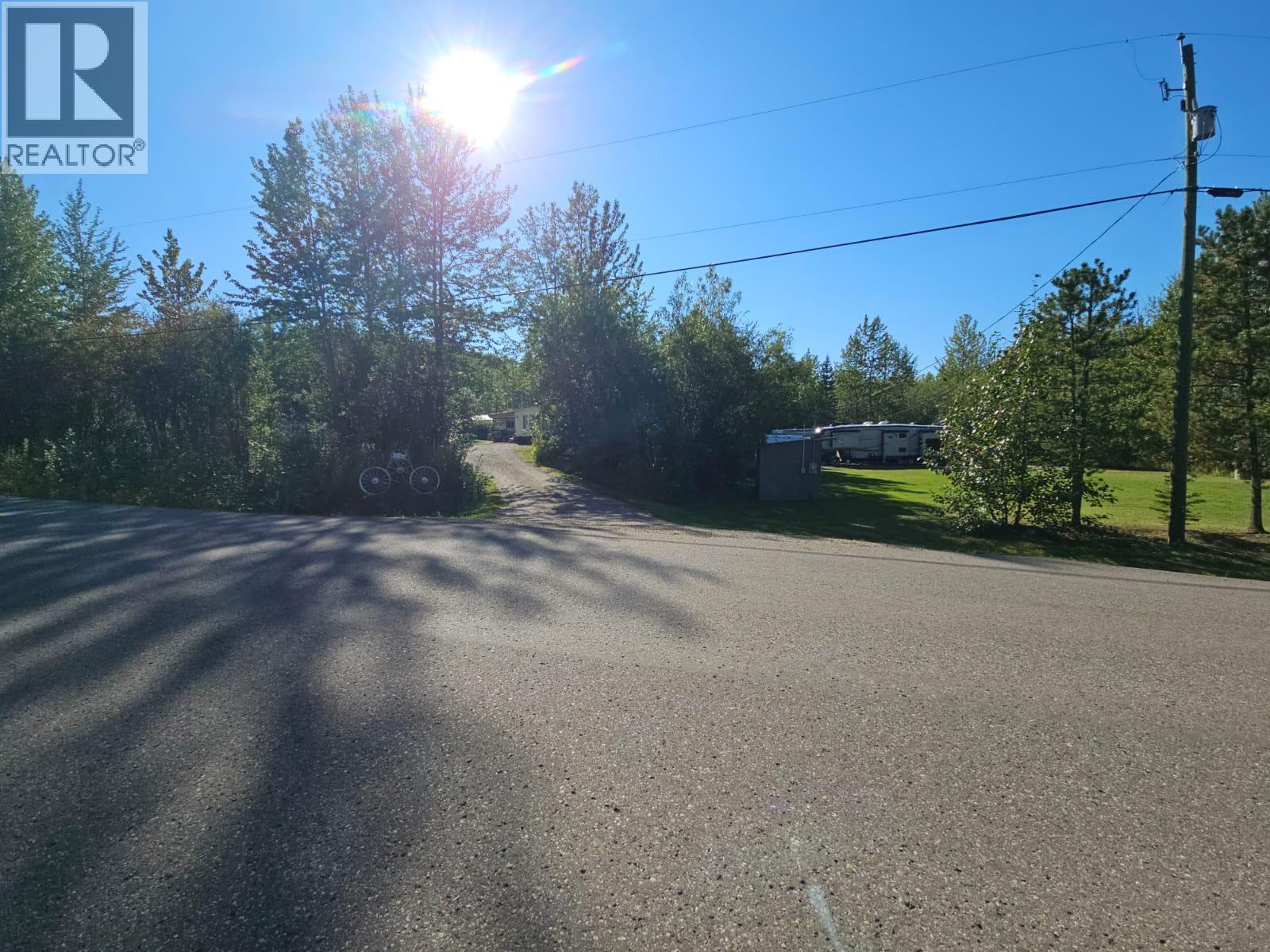 5785 Wabi Estates, Chetwynd, British Columbia  V0C 1J0 - Photo 49 - 10361623