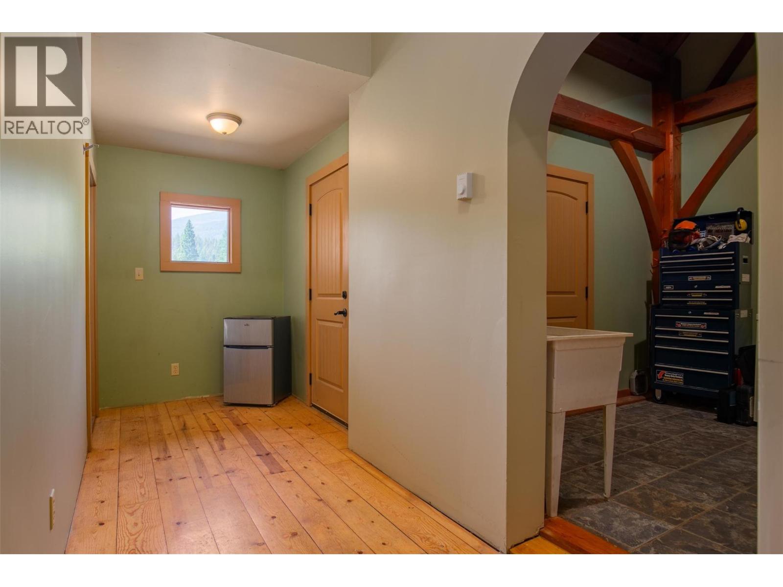 2496 Pass Creek Road, Pass Creek, British Columbia  V1N 4T4 - Photo 19 - 10360843