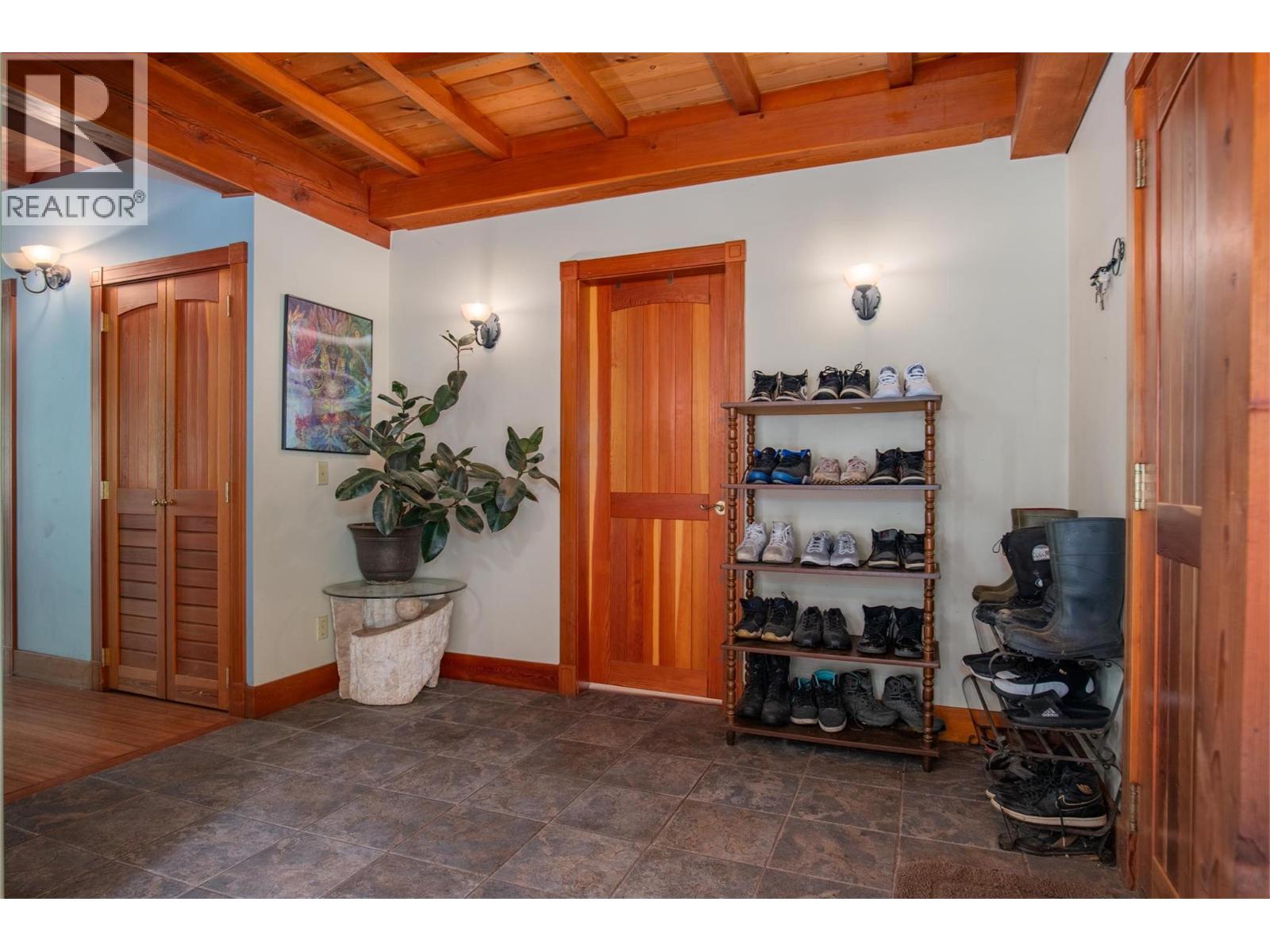 2496 Pass Creek Road, Pass Creek, British Columbia  V1N 4T4 - Photo 21 - 10360843