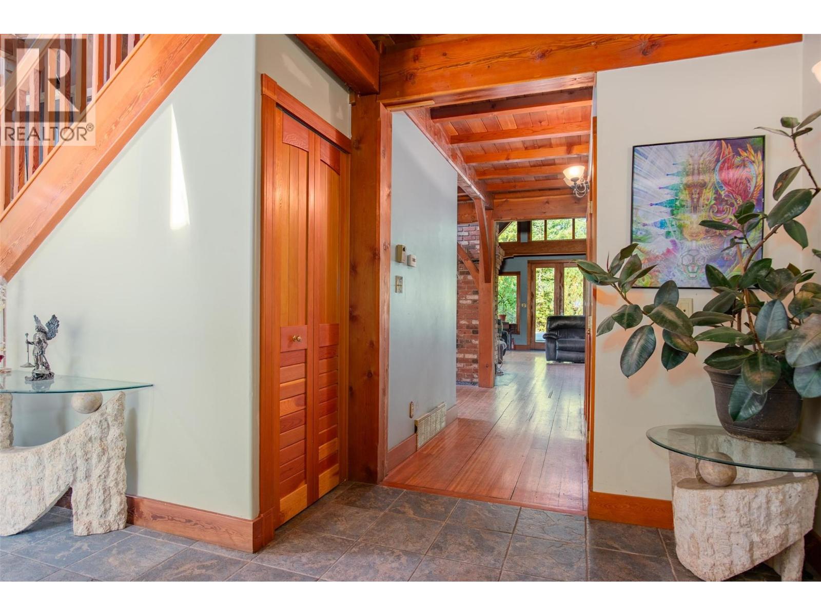 2496 Pass Creek Road, Pass Creek, British Columbia  V1N 4T4 - Photo 3 - 10360843