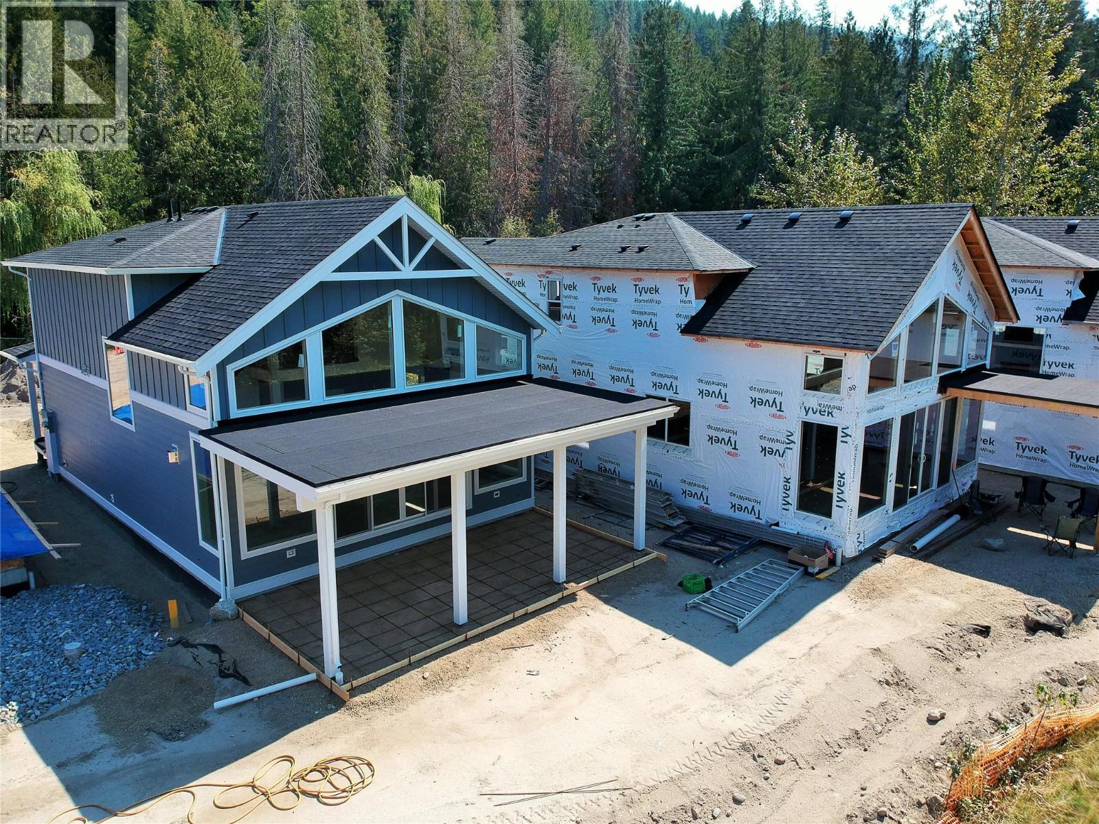 8200 97a Highway Unit# 8, Mara, British Columbia  V0E 2K0 - Photo 48 - 10361376