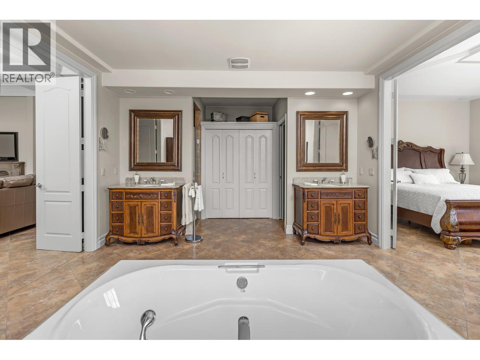 1284 Timothy Place, West Kelowna, British Columbia  V1Z 3N2 - Photo 32 - 10361729