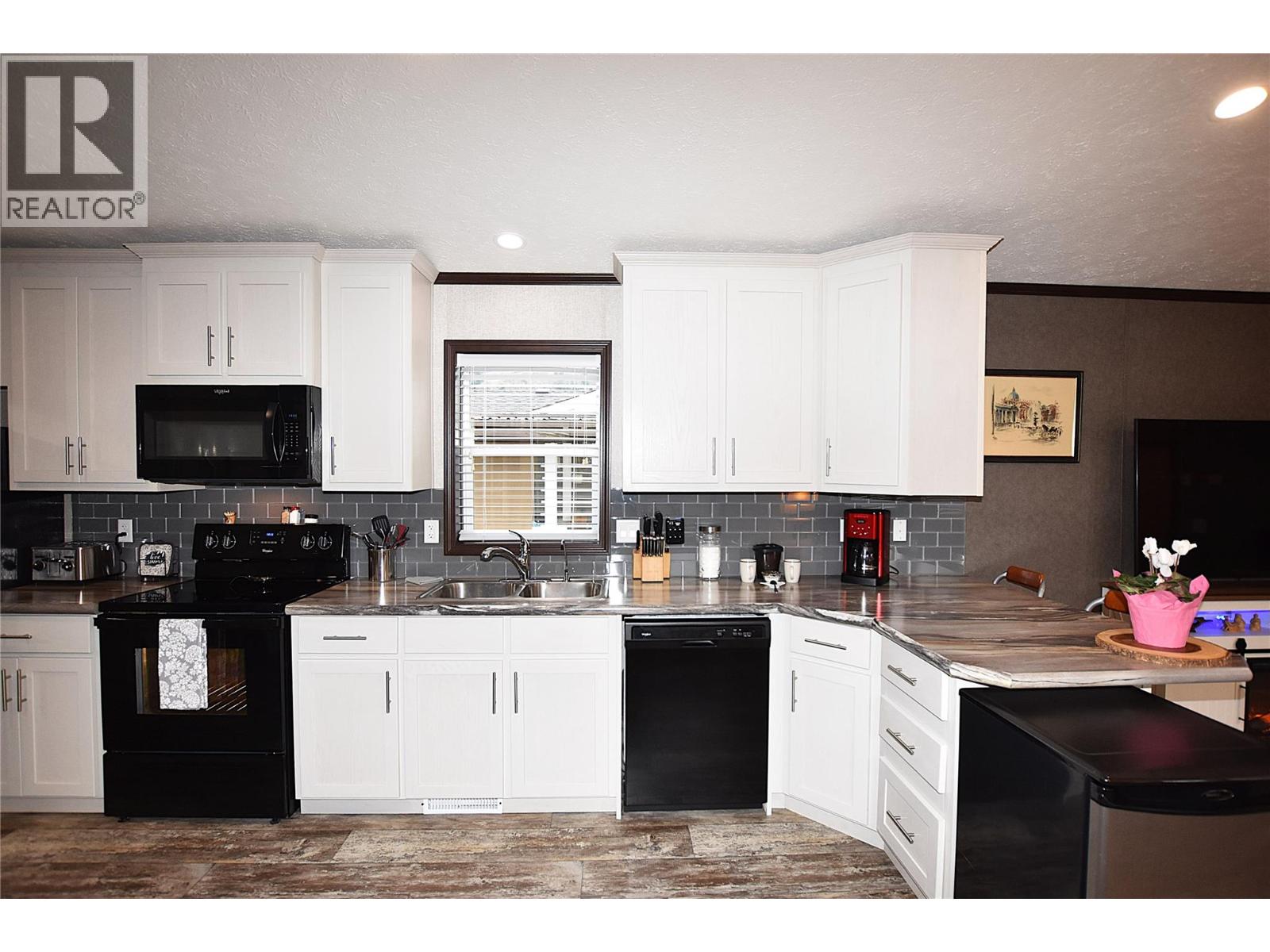 61 Antoine Road Unit# 8, Vernon, British Columbia  V1H 2A3 - Photo 17 - 10361532