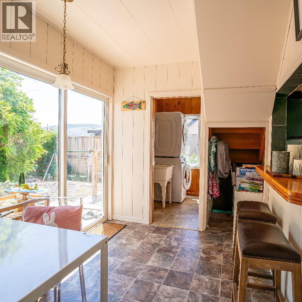 5875 Okanagan Street, Oliver, British Columbia  V0H 1T0 - Photo 7 - 10361716