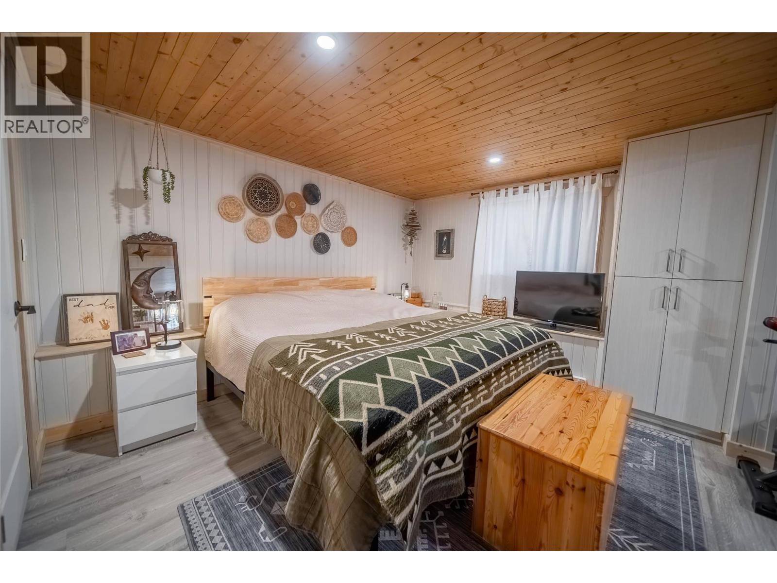 6740 Rosen Lake Road, Jaffray, British Columbia  V0B 1T0 - Photo 17 - 10361746