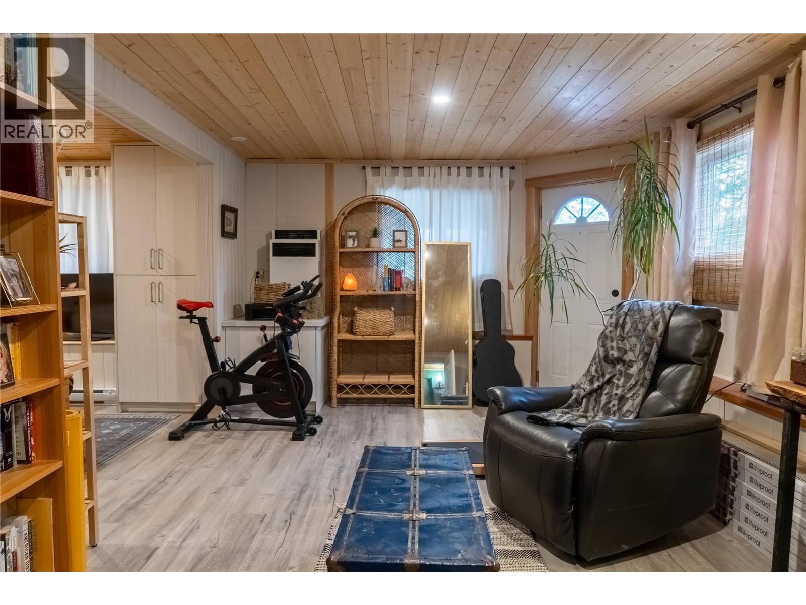 6740 Rosen Lake Road, Jaffray, British Columbia  V0B 1T0 - Photo 21 - 10361746