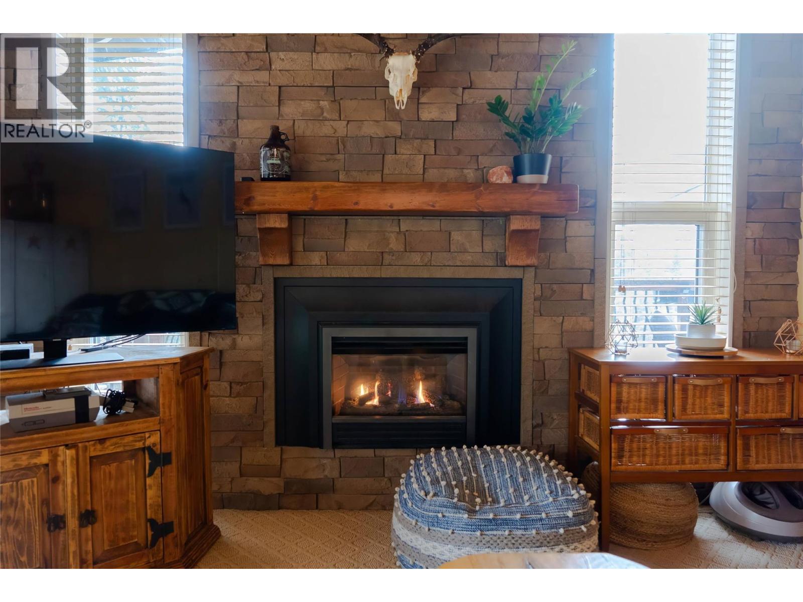 6740 Rosen Lake Road, Jaffray, British Columbia  V0B 1T0 - Photo 7 - 10361746