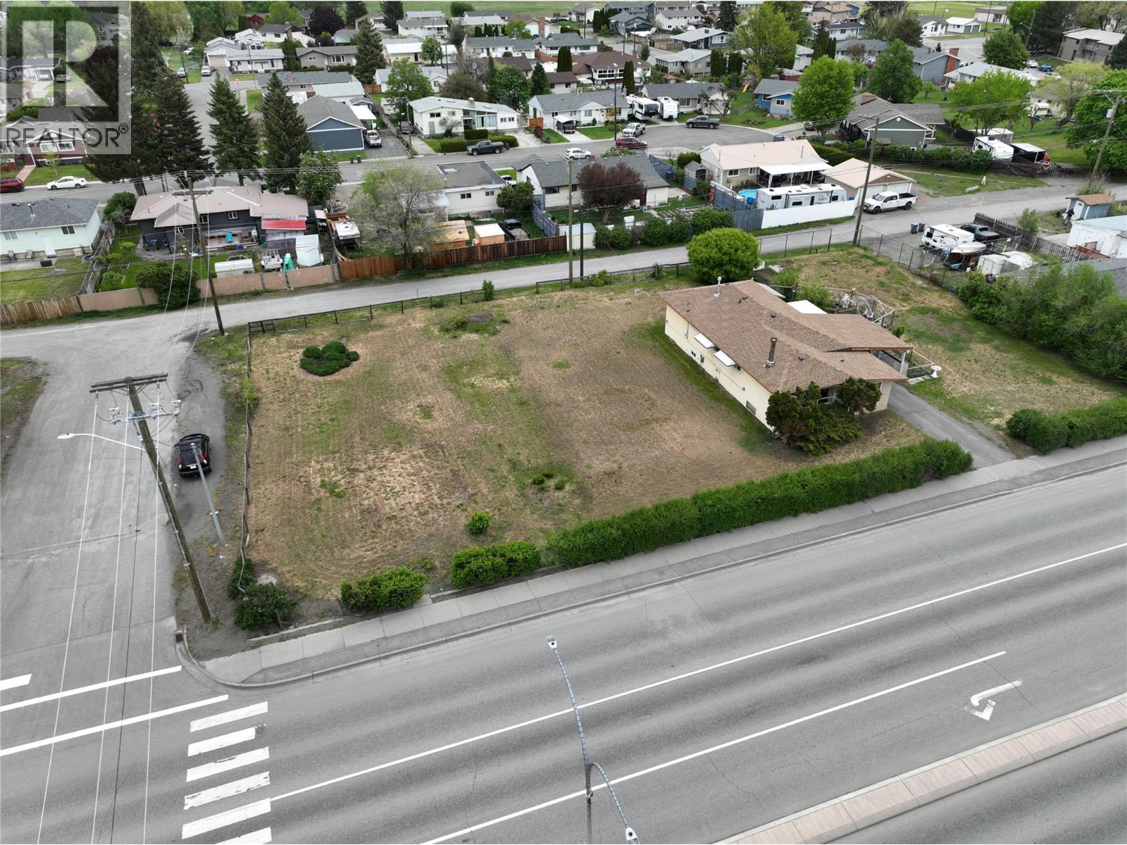 2225 Nicola Avenue, Merritt, British Columbia  V1K 1B8 - Photo 1 - 10361744