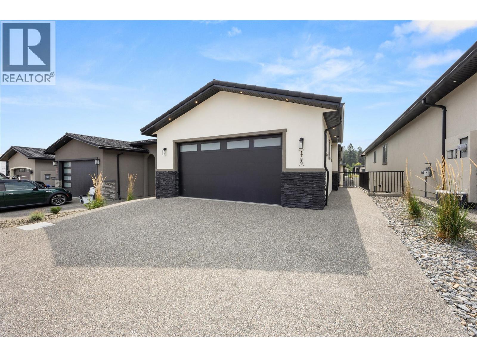 1789 Viewpoint Drive, Kelowna, British Columbia  V1Z 4E1 - Photo 2 - 10361287