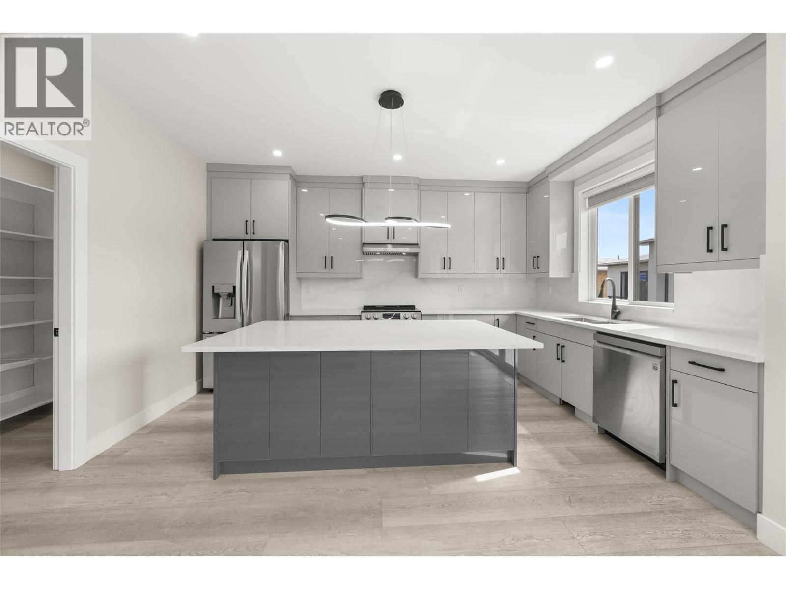 1789 Viewpoint Drive, Kelowna, British Columbia  V1Z 4E1 - Photo 27 - 10361287