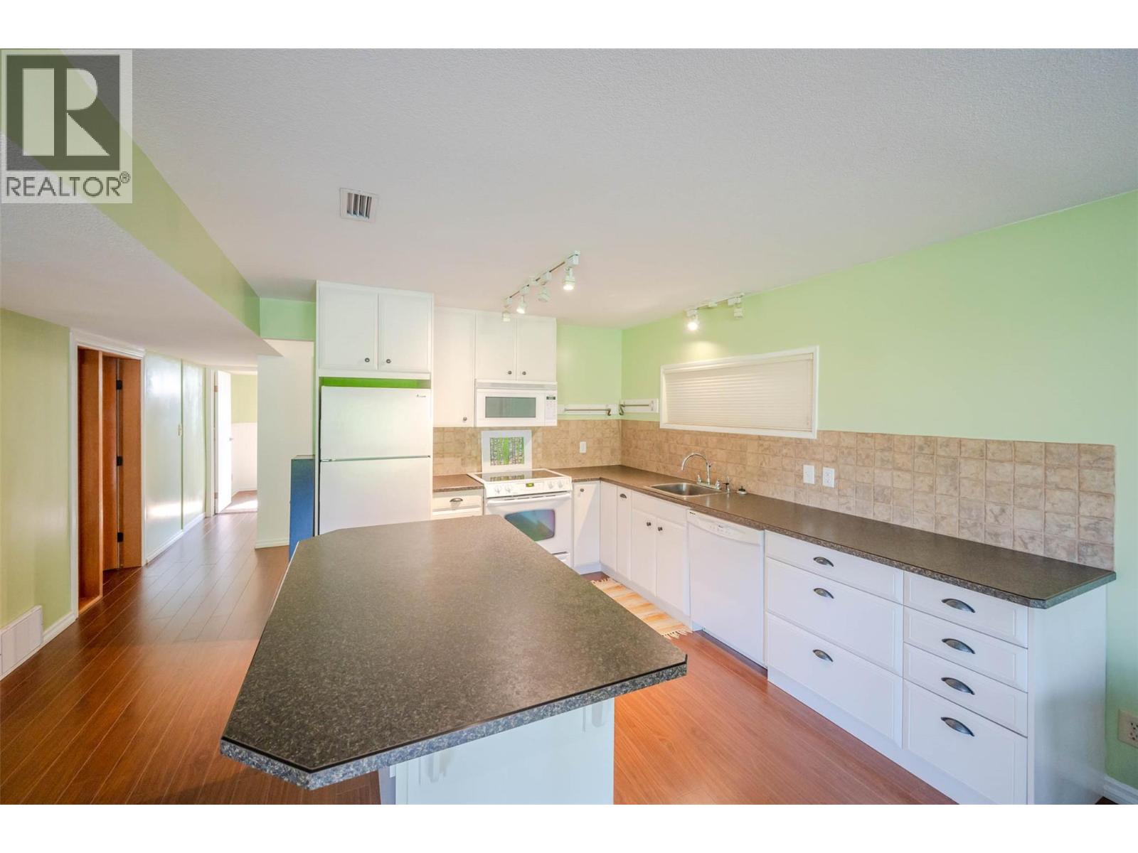 975 Heron Court, Oliver, British Columbia  V0H 1T2 - Photo 37 - 10361811