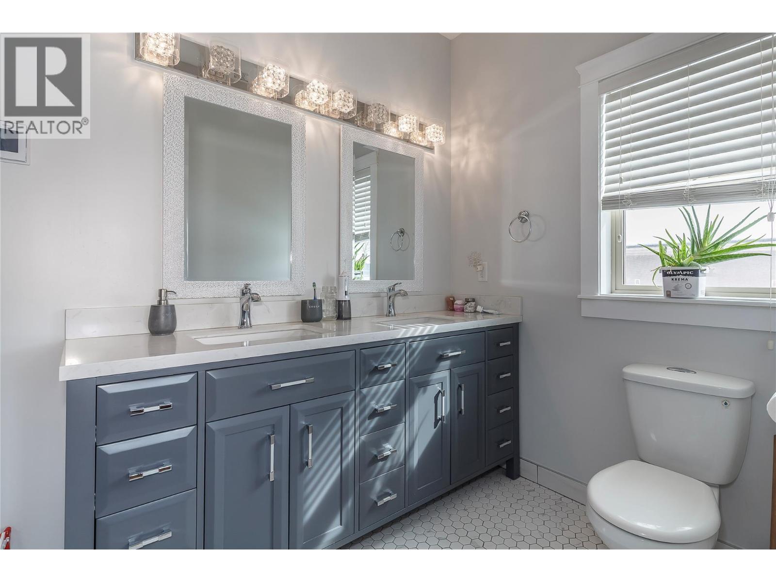 647 Middleton Way, Coldstream, British Columbia  V1B 2V5 - Photo 34 - 10361808