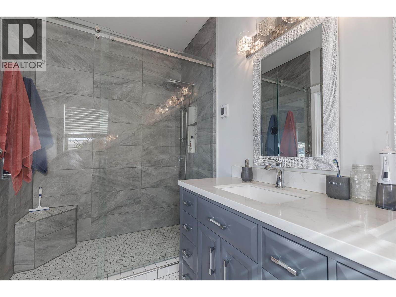 647 Middleton Way, Coldstream, British Columbia  V1B 2V5 - Photo 35 - 10361808