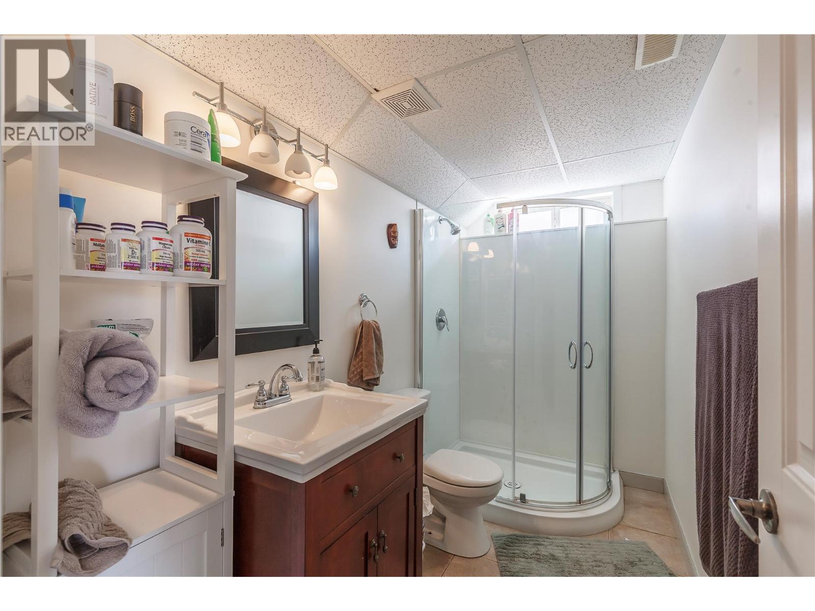 647 Middleton Way, Coldstream, British Columbia  V1B 2V5 - Photo 44 - 10361808