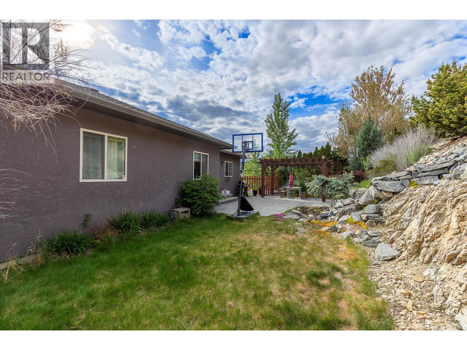 647 Middleton Way, Coldstream, British Columbia  V1B 2V5 - Photo 56 - 10361808