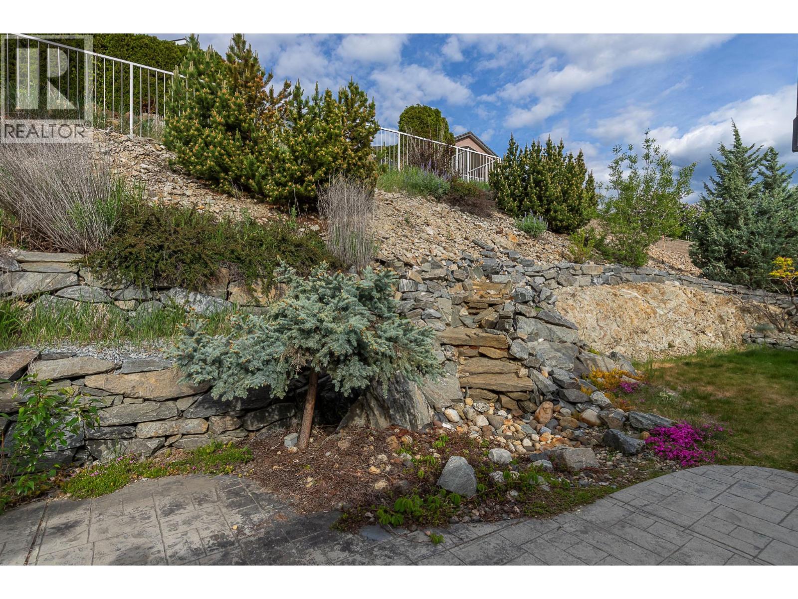 647 Middleton Way, Coldstream, British Columbia  V1B 2V5 - Photo 60 - 10361808