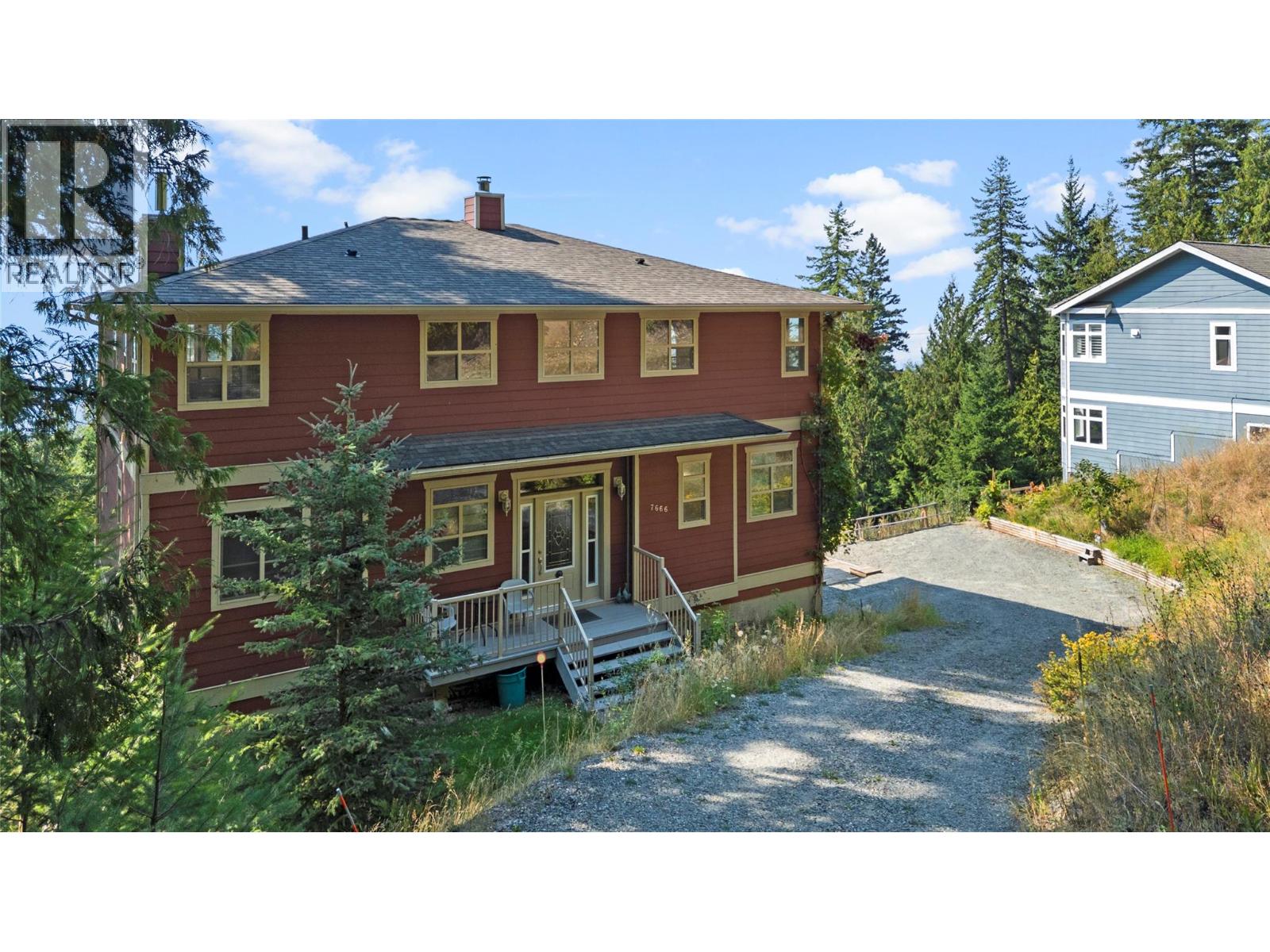 7666 Lichen Road, Anglemont, British Columbia  V0E 1M8 - Photo 2 - 10361752