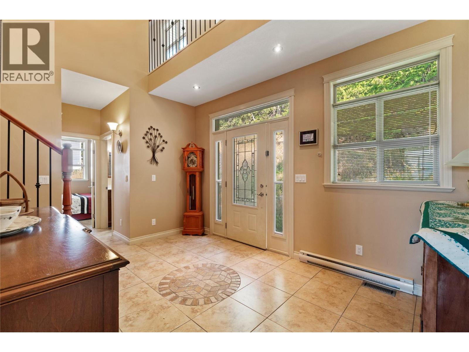 7666 Lichen Road, Anglemont, British Columbia  V0E 1M8 - Photo 40 - 10361752
